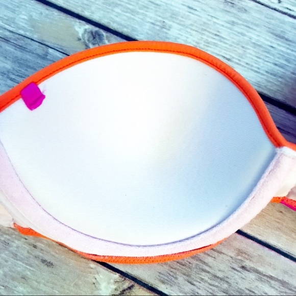 Victoria's Secret Underwire Bandeau Bikini Top 34B - Picture 3 of 8